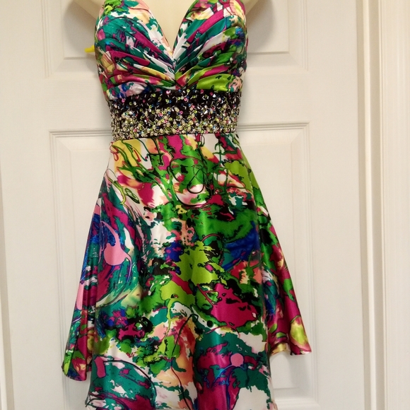 🆕 Colorful👗by Evenings by Allure 👗size 4💠- Picture 13 of 15